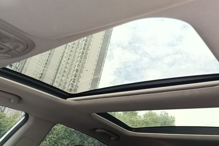 Used Kia K5 2014 2.0L Automatic LUXURY Headliner