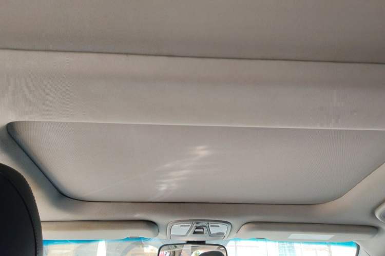 Used Kia K5 2014 2.0L Automatic LUXURY Headliner