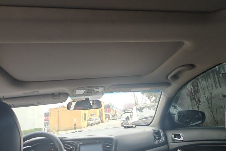 Used Kia K5 2014 2.0L Automatic LUXURY Headliner