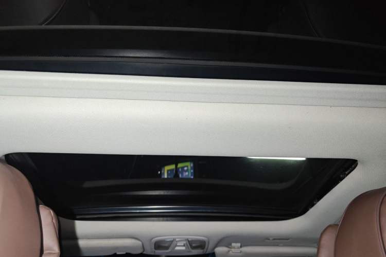 Used Kia K5 2014 2.0L Automatic LUXURY Headliner