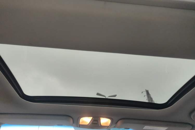 Used Kia K5 2014 2.0L Automatic LUXURY Headliner