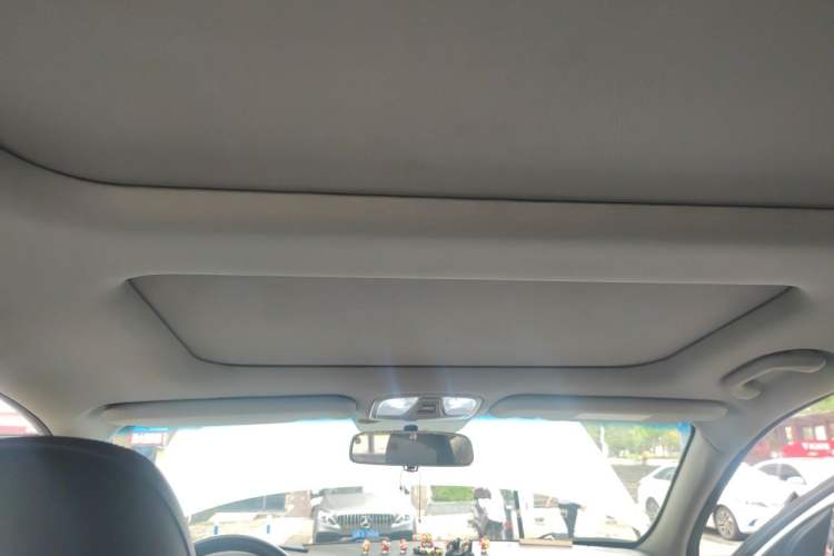 Used Kia K5 2014 2.0L Automatic LUXURY Headliner