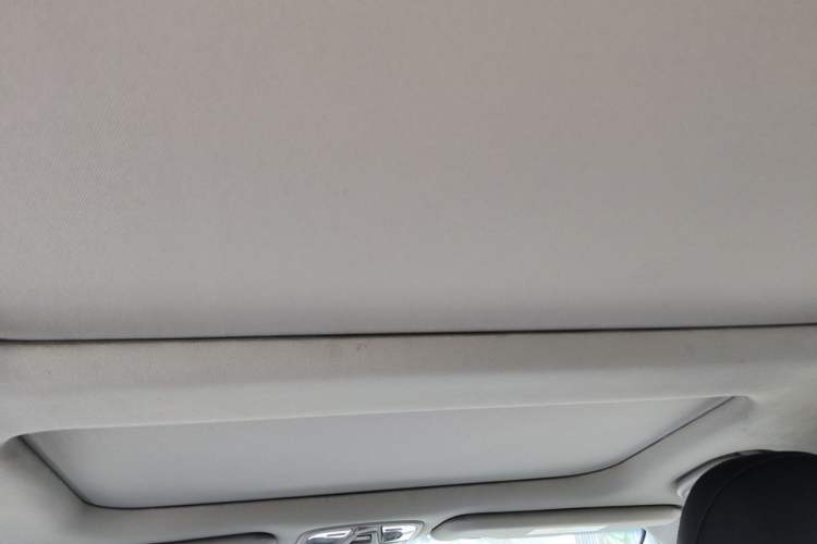 Used Kia K5 2014 2.0L Automatic LUXURY Headliner