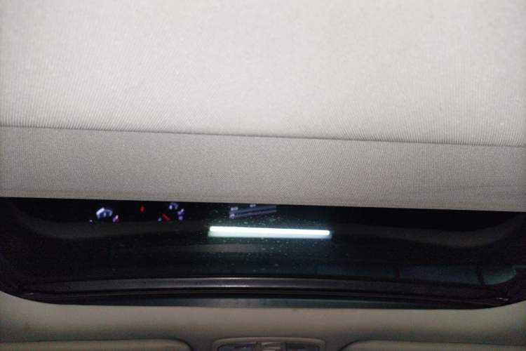 Used Kia K5 2014 2.0L Automatic LUXURY Headliner