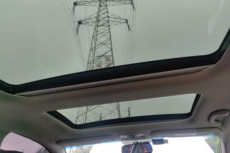 Used Kia K5 2014 2.0L Automatic LUXURY Headliner