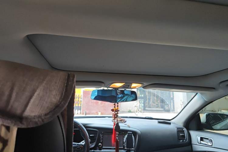 Used Kia K5 2014 2.0L Automatic LUXURY Headliner