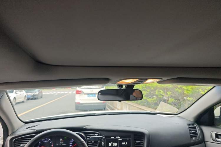 Used Kia K5 2014 2.0L Automatic LUXURY Headliner