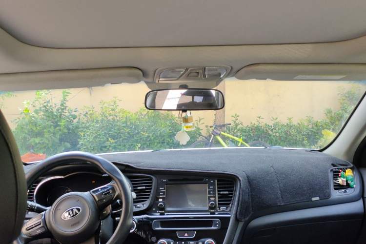 Used Kia K5 2014 2.0L Automatic LUXURY Headliner