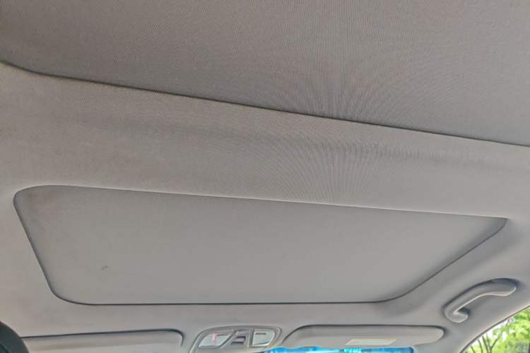 Used Kia K5 2014 2.0L Automatic LUXURY Headliner
