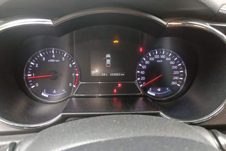 Used Kia K5 2014 2.0L Automatic LUXURY Instrument Cluster