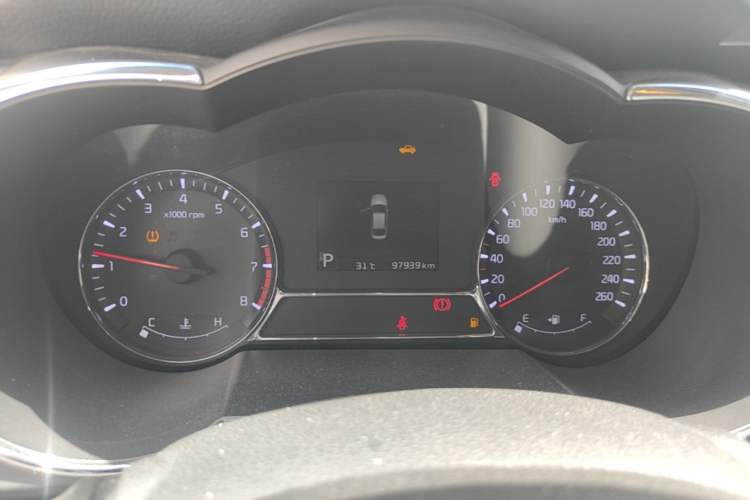 Used Kia K5 2014 2.0T Automatic T-PREMIUM Instrument Cluster
