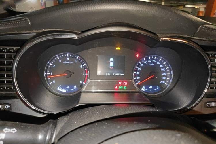 Used Kia K5 2014 2.0L Automatic LUXURY Instrument Cluster
