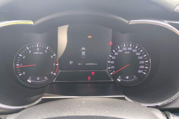 Used Kia K5 2014 2.0L Automatic LUXURY Instrument Cluster
