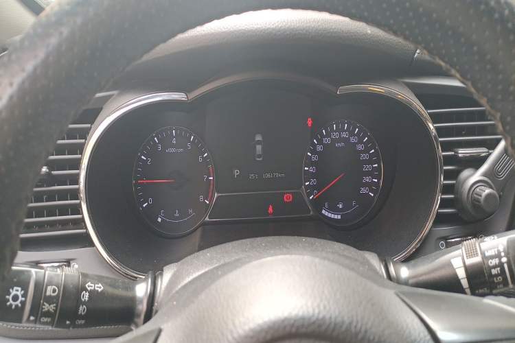 Used Kia K5 2014 2.0L Automatic LUXURY Instrument Cluster