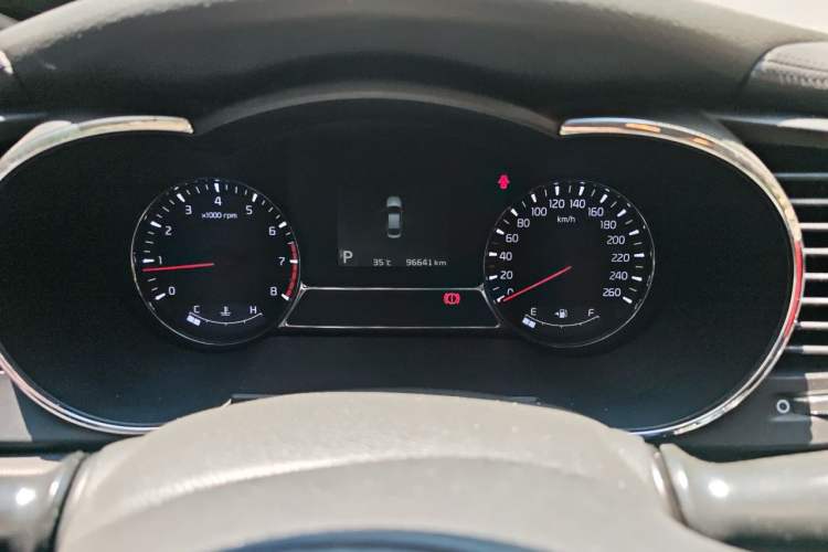 Used Kia K5 2014 2.0L Automatic LUXURY Instrument Cluster