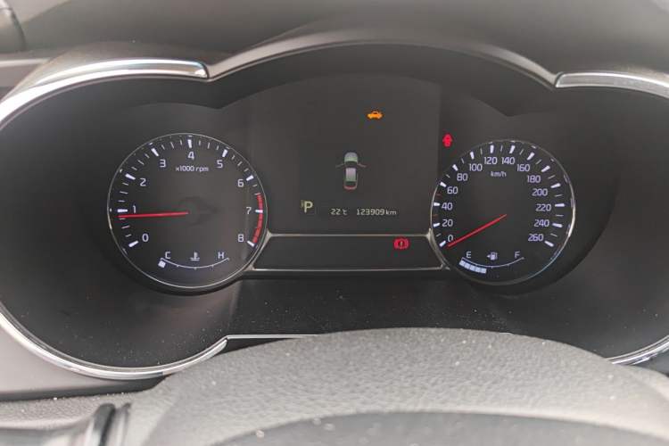 Used Kia K5 2014 2.0L Automatic LUXURY Instrument Cluster