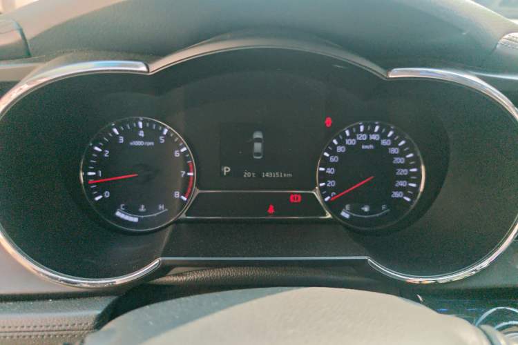 Used Kia K5 2014 2.0L Automatic LUXURY Instrument Cluster