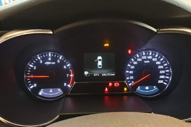 Used Kia K5 2014 2.0L Automatic LUXURY Instrument Cluster