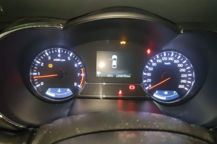 Used Kia K5 2014 2.0L Automatic PREMIUM Instrument Cluster
