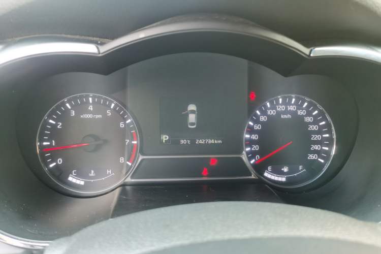 Used Kia K5 2014 2.0L Automatic LUXURY Instrument Cluster