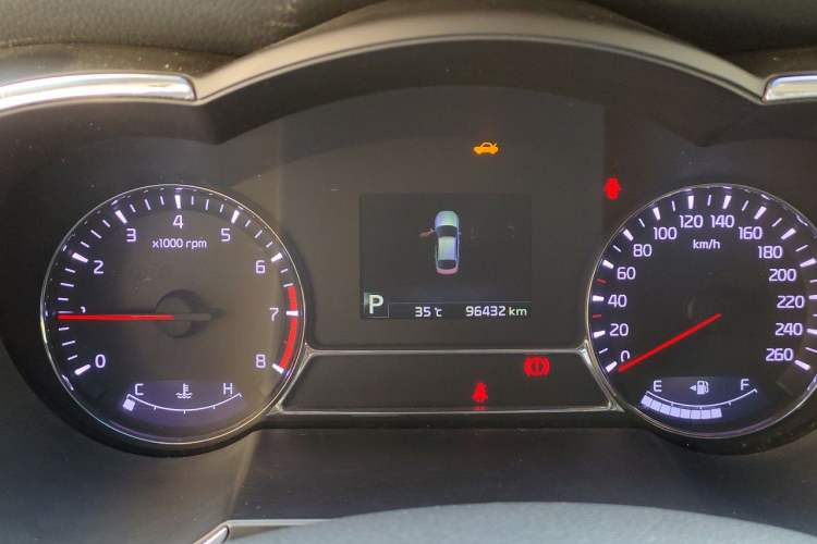 Used Kia K5 2014 2.0L Automatic LUXURY Instrument Cluster
