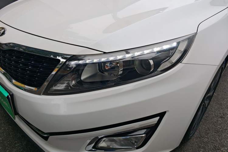 Used Kia K5 2014 2.0L Automatic LUXURY Left Front Headlight