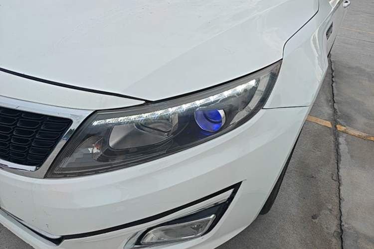 Used Kia K5 2014 2.0L Automatic LUXURY Left Front Headlight