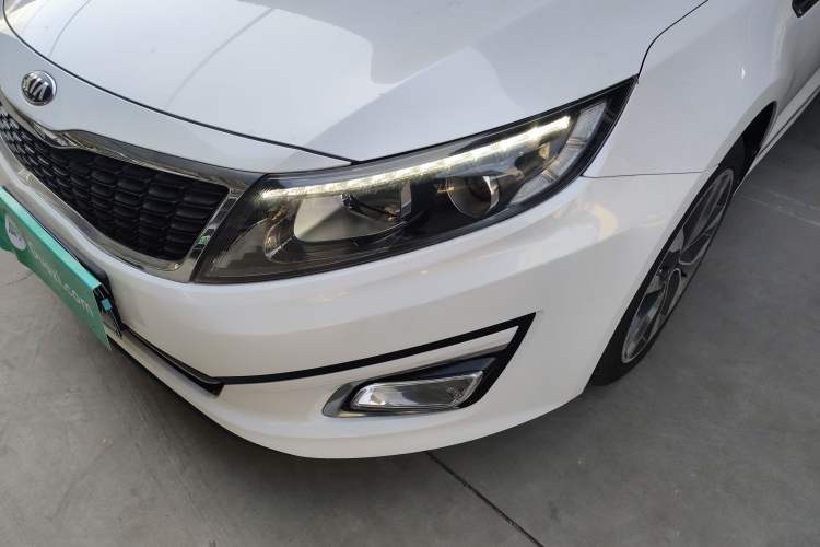 Used Kia K5 2014 2.0L Automatic LUXURY Left Front Headlight