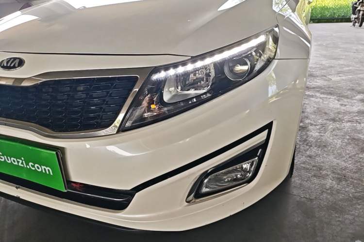 Used Kia K5 2014 2.0L Automatic LUXURY Left Front Headlight