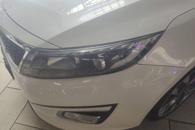 Used Kia K5 2014 2.0L Automatic LUXURY Left Front Headlight
