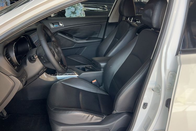 Used Kia K5 2014 2.0L Automatic LUXURY Left Front Seat