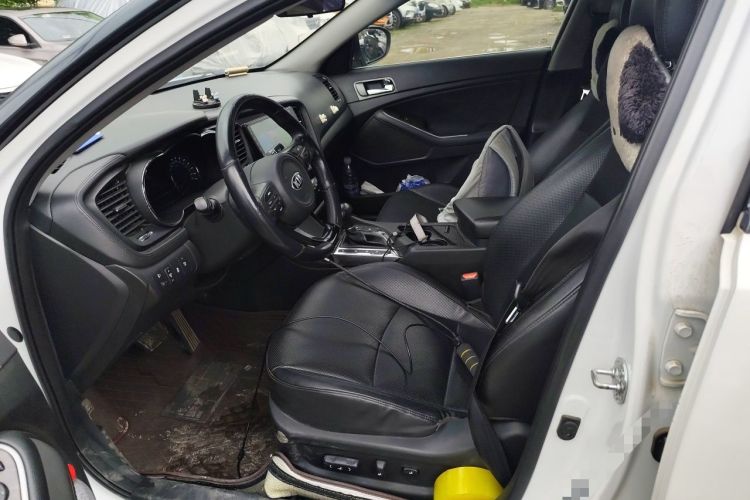 Used Kia K5 2014 2.0L Automatic LUXURY Left Front Seat