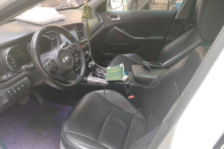 Used Kia K5 2014 2.0L Automatic LUXURY Left Front Seat