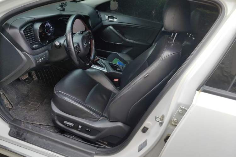 Used Kia K5 2014 2.0L Automatic LUXURY Left Front Seat