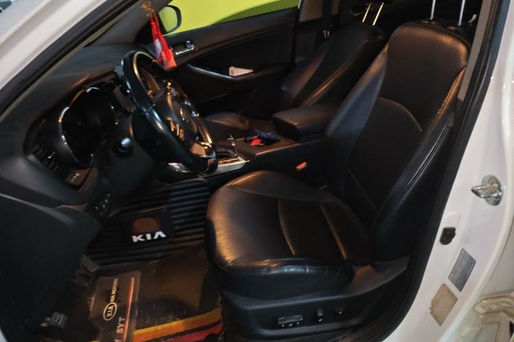 Used Kia K5 2014 2.0L Automatic LUXURY Left Front Seat