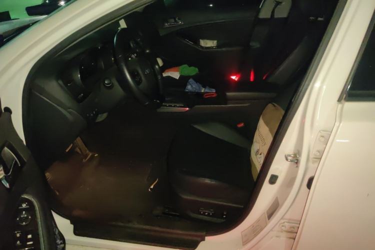 Used Kia K5 2014 2.0L Automatic LUXURY Left Front Seat