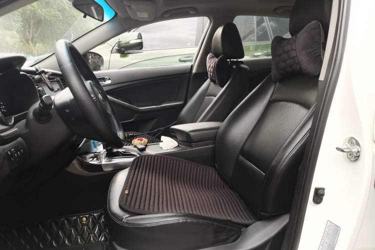 Used Kia K5 2014 2.0L Automatic LUXURY Left Front Seat