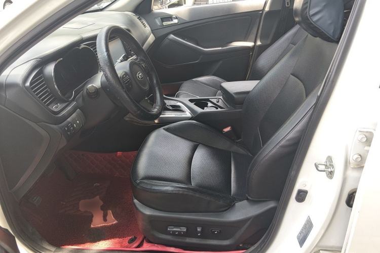 Used Kia K5 2014 2.0L Automatic LUXURY Left Front Seat