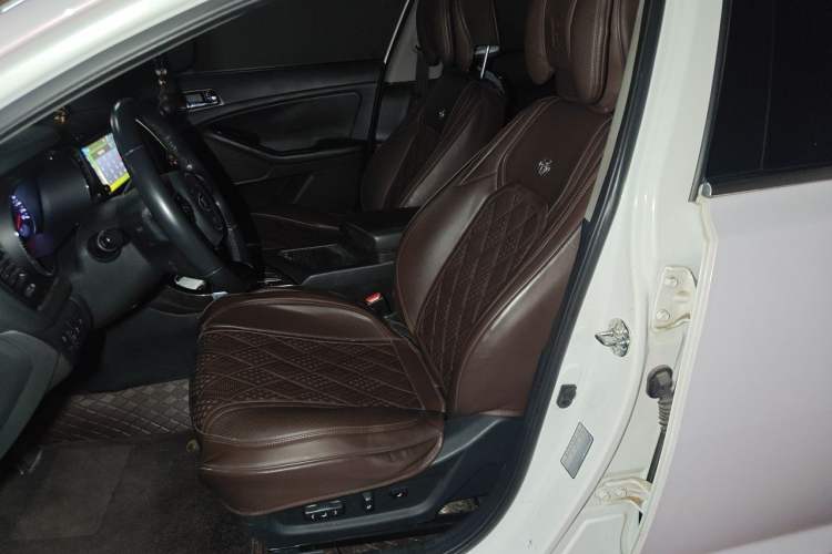 Used Kia K5 2014 2.0L Automatic LUXURY Left Front Seat