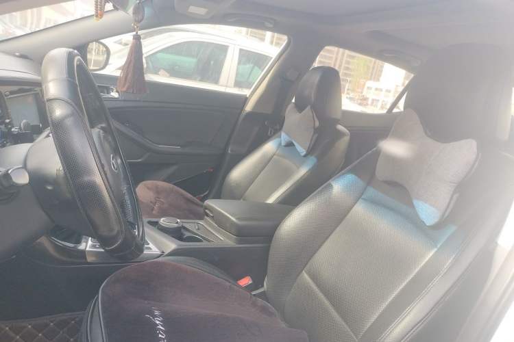 Used Kia K5 2014 2.0L Automatic LUXURY Left Front Seat