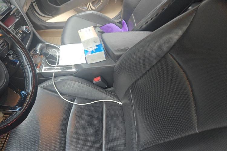 Used Kia K5 2014 2.0L Automatic LUXURY Left Front Seat