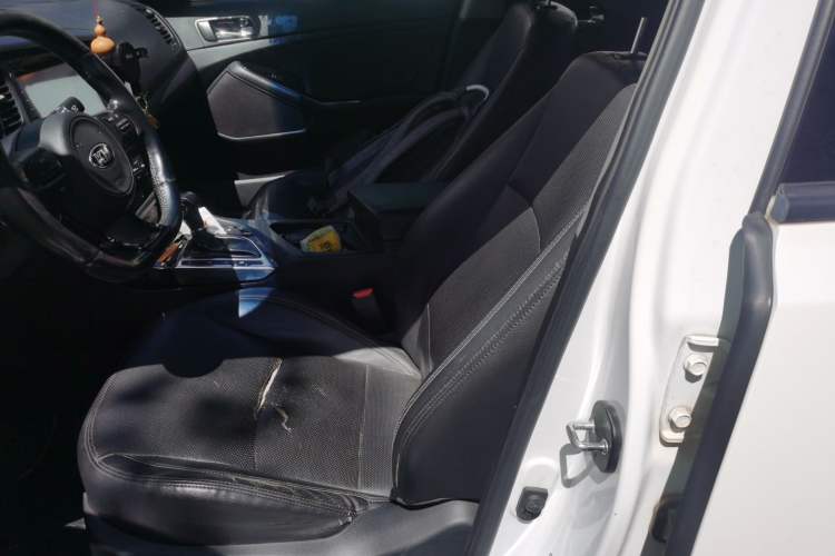 Used Kia K5 2014 2.0T Automatic T-PREMIUM Left Front Seat