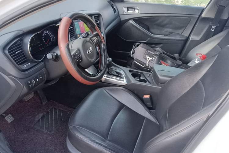 Used Kia K5 2014 2.0L Automatic LUXURY Left Front Seat