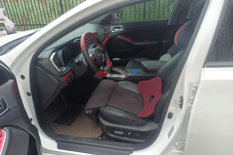 Used Kia K5 2014 2.0L Automatic LUXURY Left Front Seat