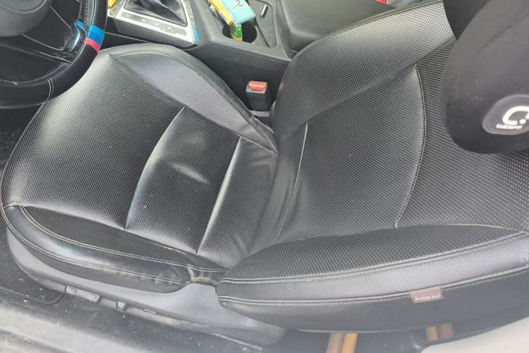 Used Kia K5 2014 2.0L Automatic LUXURY Left Front Seat