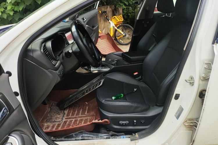 Used Kia K5 2014 2.0L Automatic LUXURY Left Front Seat