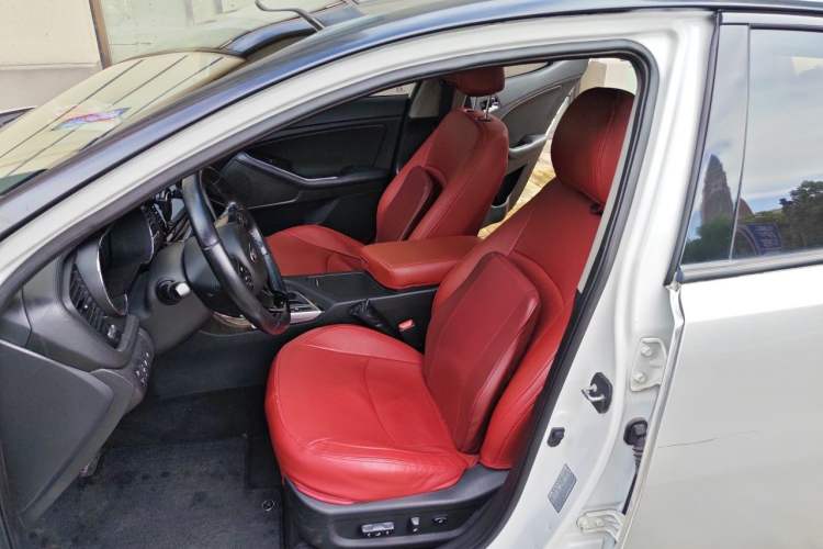 Used Kia K5 2014 2.0L Automatic LUXURY Left Front Seat