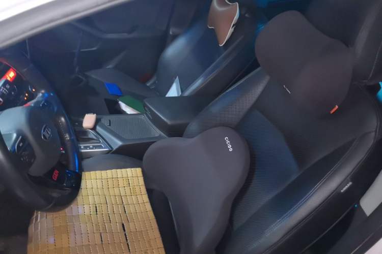 Used Kia K5 2014 2.0L Automatic LUXURY Left Front Seat