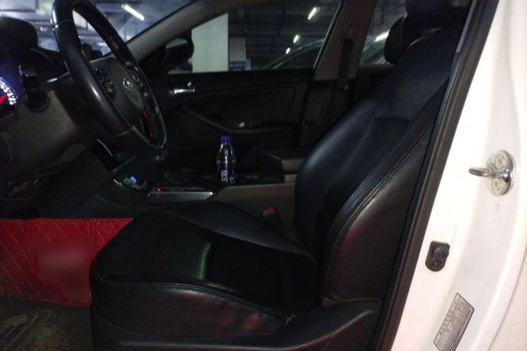 Used Kia K5 2014 2.0L Automatic LUXURY Left Front Seat