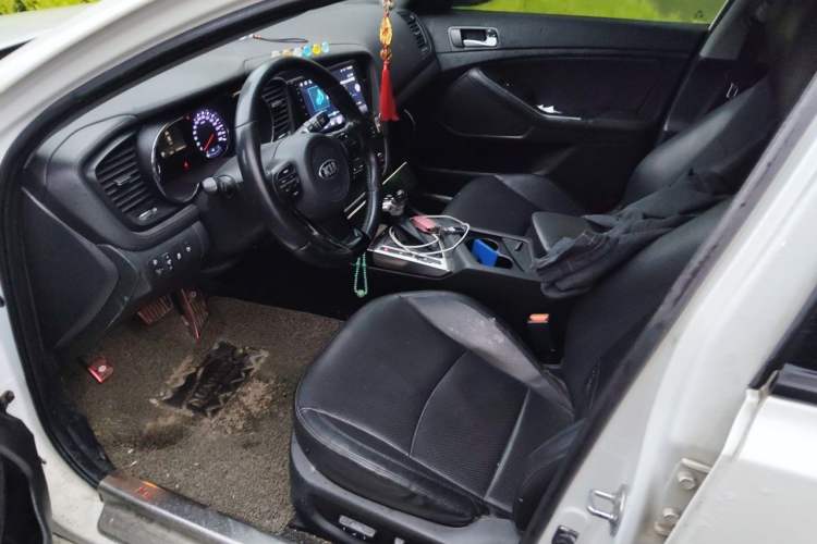 Used Kia K5 2014 2.0L Automatic LUXURY Left Front Seat
